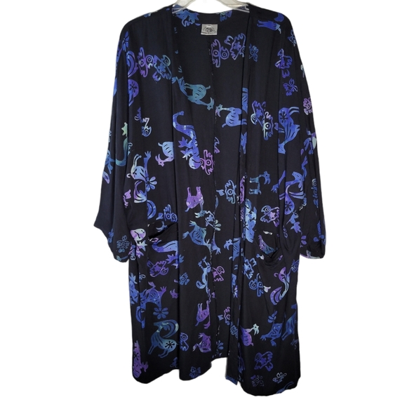 Curious Designs black and blue batik kimono - Picture 9 of 9